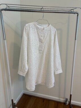 Pearl white 100% cotton/ lawn embroidered tunic/top